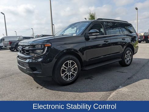 New 2025 Ford Expedition Active image 8