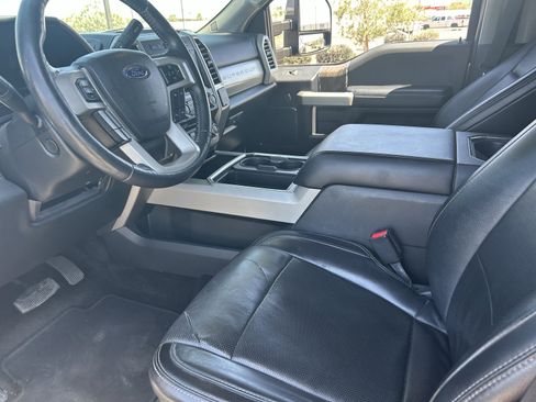 Used 2017 Ford F350 Lariat w/ Lariat Ultimate Package AWD/4WD image 26