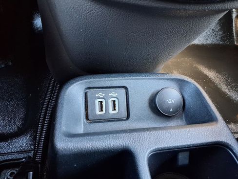 Used 2020 Ford Transit Connect XL image 15