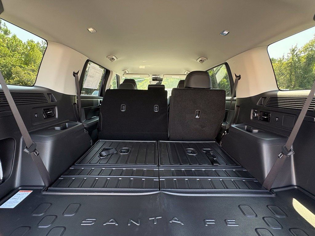 New 2027 Hyundai Santa Fe SEL FWD image 18