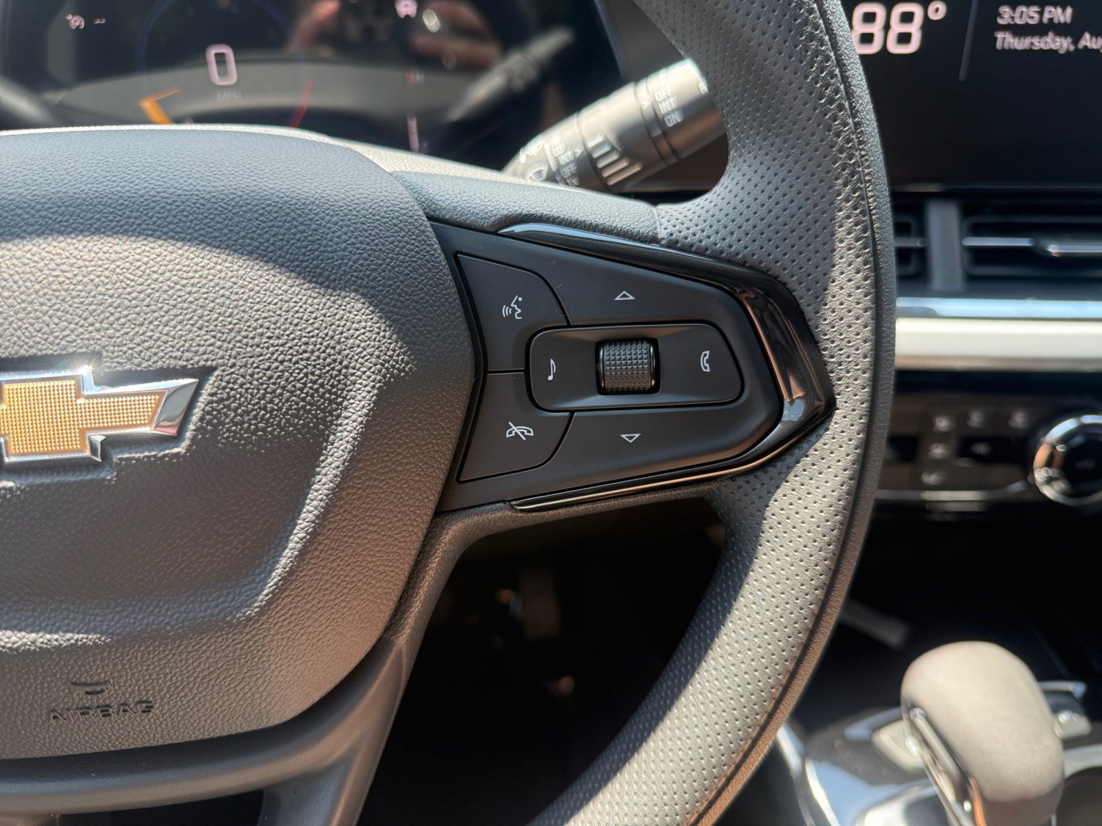 New 2026 Chevrolet Trax LT FWD image 25