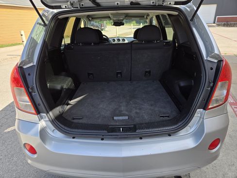 Used 2013 Chevrolet Captiva Sport LT FWD image 17