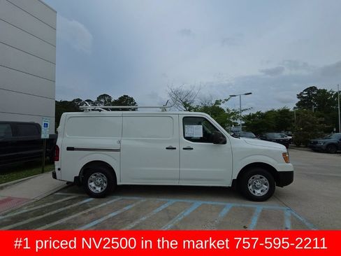 Used 2021 Nissan NV 2500 SV w/ Navigation Package RWD image 4