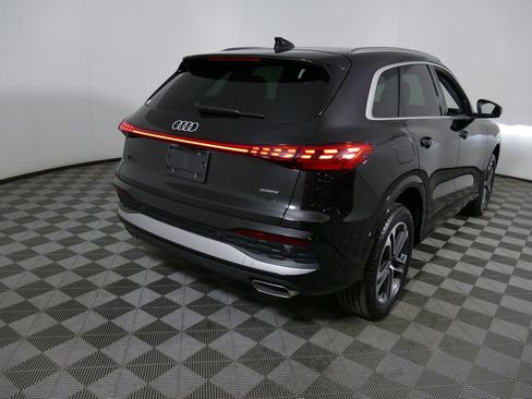 Certified 2025 Audi Q5 Premium w/ Convenience Package AWD/4WD image 7