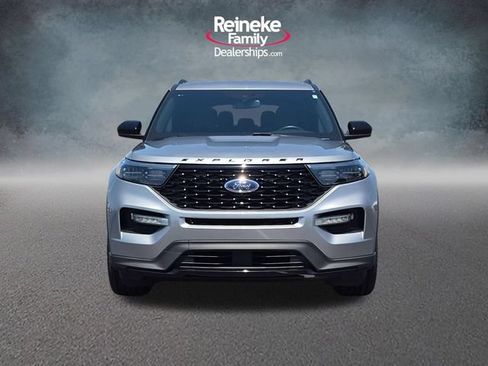 Certified 2023 Ford Explorer ST-Line AWD/4WD image 2