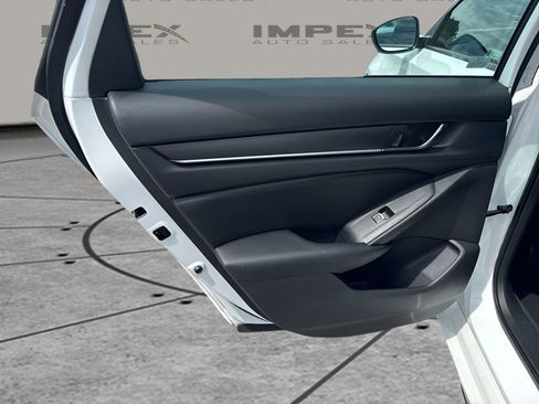 Used 2022 Honda Accord Sport image 25