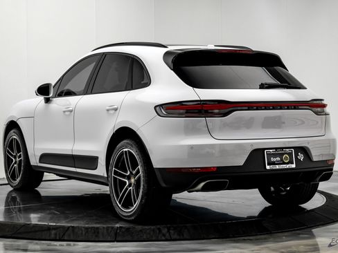 Used 2021 Porsche Macan AWD/4WD image 11