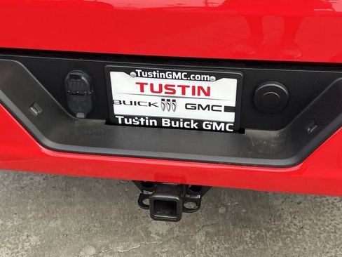 New 2026 GMC Sierra 1500 Elevation image 30