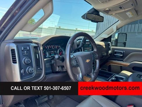 Used 2018 Chevrolet Silverado 2500 LTZ w/ Duramax Plus Package AWD/4WD image 8