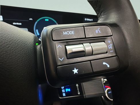 Used 2024 Hyundai Santa Fe Limited image 28