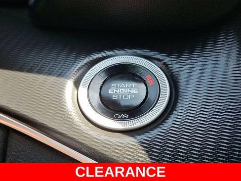 Used 2025 Jeep Grand Cherokee Altitude AWD/4WD image 24