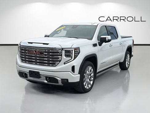 Used 2023 GMC Sierra 1500 Denali w/ Denali Reserve Package AWD/4WD image 7