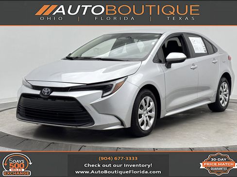 Used 2024 Toyota Corolla LE FWD image 1