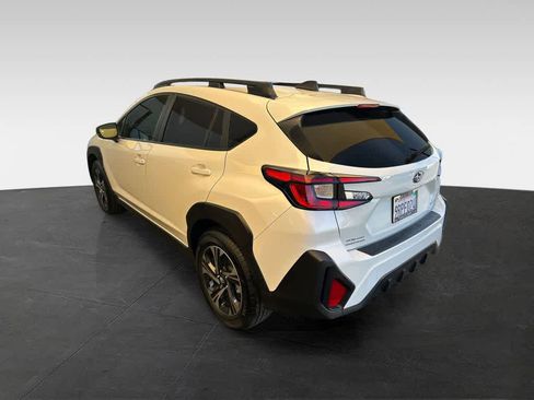 Used 2024 Subaru Crosstrek 2.0i Premium AWD/4WD image 4