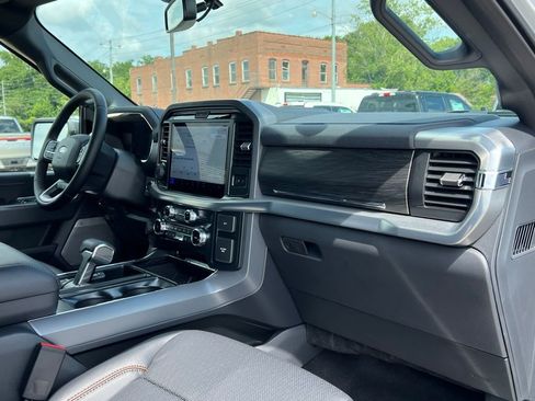 New 2025 Ford F150 Lariat w/ Equipment Group 501A Mid image 21