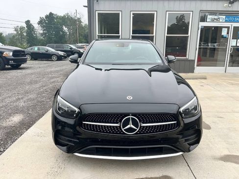 Used 2023 Mercedes-Benz E 350 4MATIC Sedan image 4