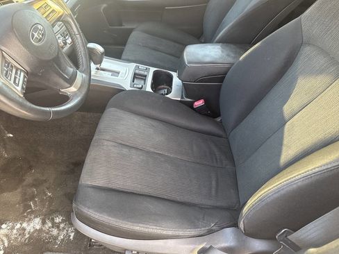 Used 2014 Subaru Outback 2.5i Premium image 4