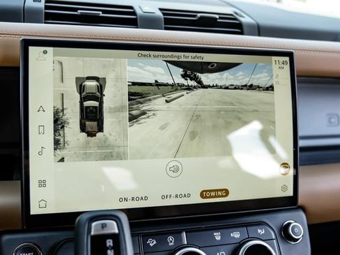New 2026 Land Rover Defender 110 X AWD/4WD image 30