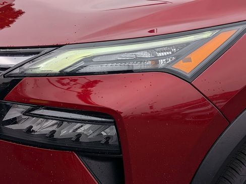 Certified 2024 Nissan Rogue SV w/ SV Premium Package FWD image 10