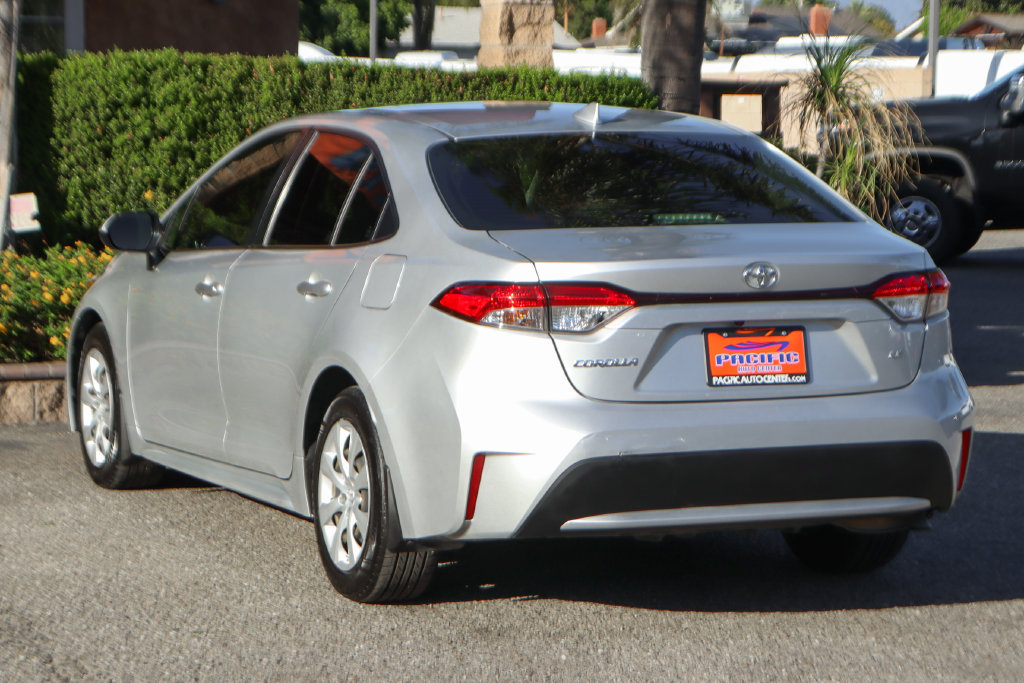Used 2022 Toyota Corolla LE FWD image 6