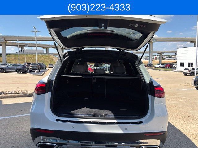 Used 2023 Mercedes-Benz GLC 300 4MATIC image 11
