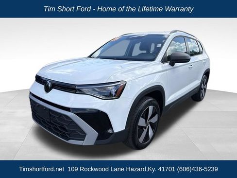 Used 2025 Volkswagen Taos S AWD/4WD image 1