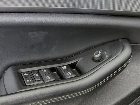 Used 2024 Jeep Grand Cherokee Laredo RWD image 20