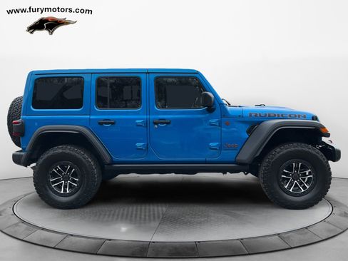 Used 2024 Jeep Wrangler Rubicon w/ XTREMEE 35" Tire Package image 2