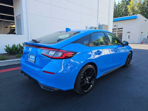 Used 2023 Honda Civic Sport image 7