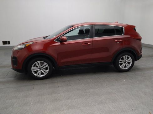 Used 2019 Kia Sportage LX FWD image 2