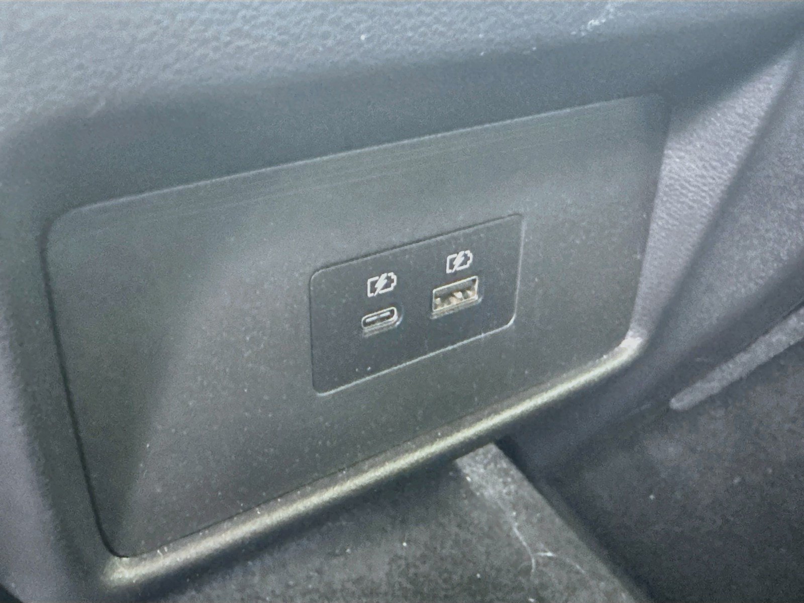 Used 2023 Nissan Rogue SV FWD image 25