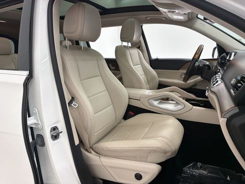Used 2022 Mercedes-Benz GLS 450 4MATIC image 27