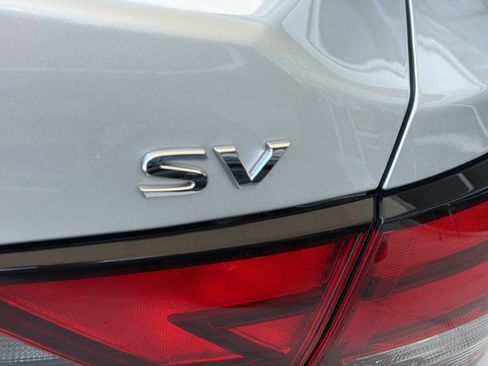 Used 2022 Nissan Sentra SV FWD image 31