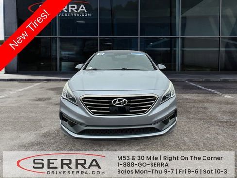 Used 2016 Hyundai Sonata Limited 2.0T FWD image 8