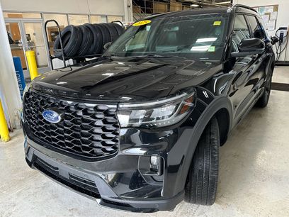 Certified 2025 Ford Explorer ST-Line w/ Premium Package