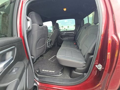 Used 2022 RAM 1500 Big Horn AWD/4WD image 4