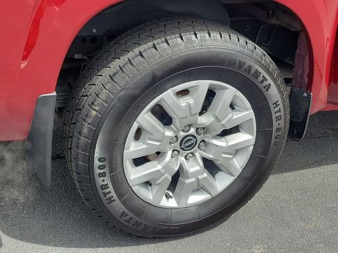 Used 2023 Nissan Frontier SV w/ SV Convenience Package RWD image 27