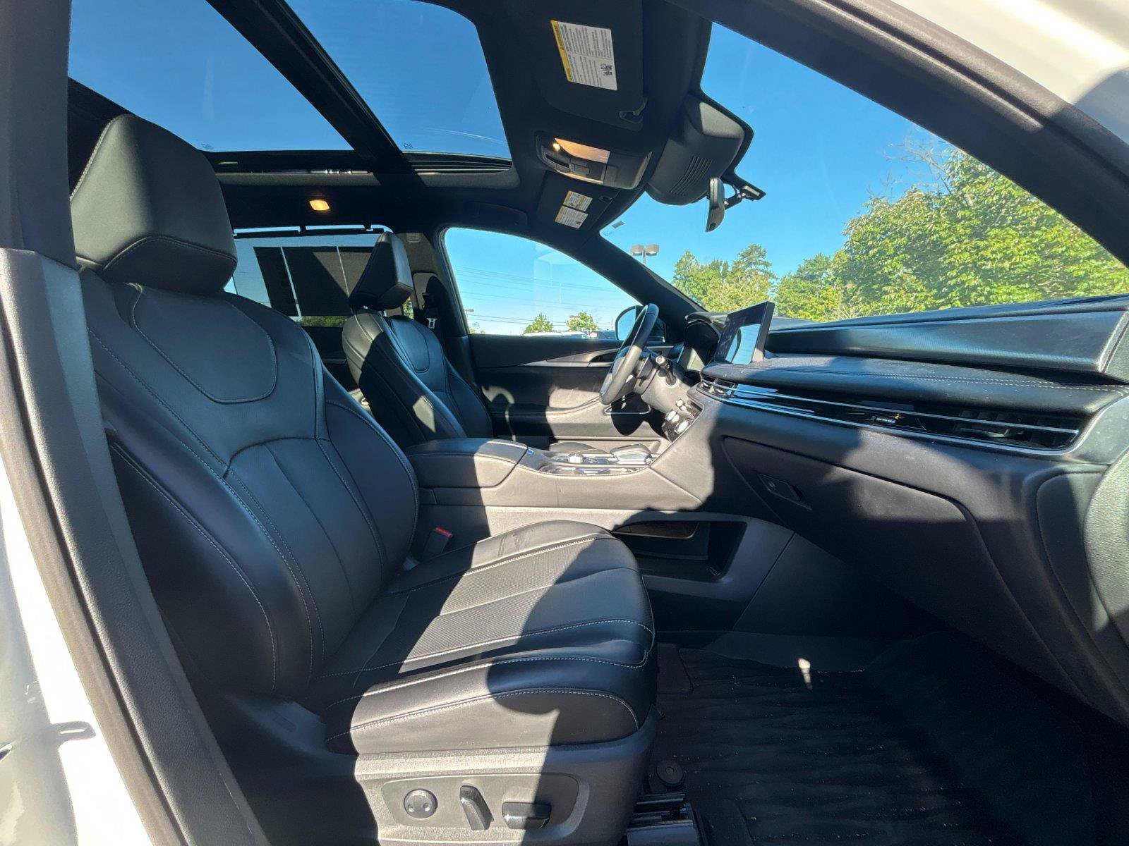 Used 2025 INFINITI QX60 Luxe w/ Black Edition AWD/4WD image 41