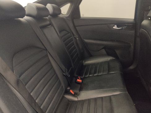 Used 2022 Kia Forte GT-Line w/ GT-Line Premium Package FWD image 19