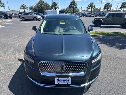 Used 2023 Lincoln Nautilus AWD w/ Premium Package image 6