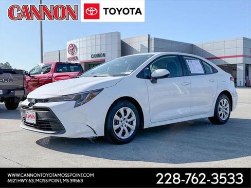 Certified 2024 Toyota Corolla LE image 1