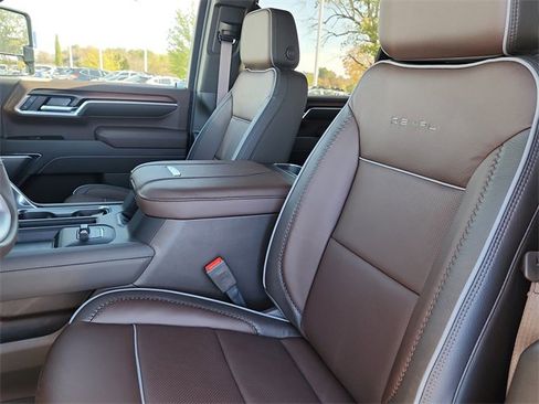 New 2026 GMC Sierra 2500 Denali w/ Denali Reserve Package image 18