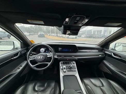 Used 2023 Hyundai Palisade Calligraphy image 12