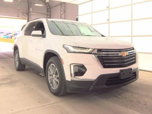 Used 2023 Chevrolet Traverse LT AWD/4WD image 4