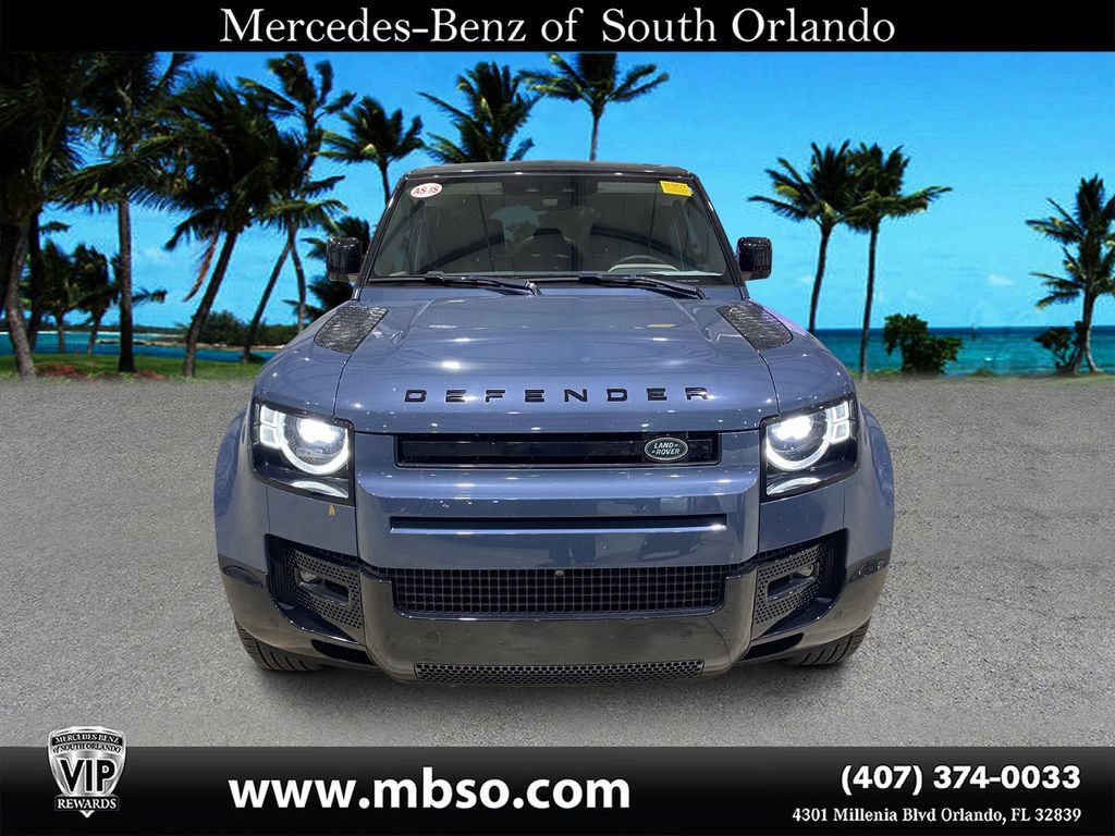 Used 2024 Land Rover Defender 110 X-Dynamic SE AWD/4WD image 19