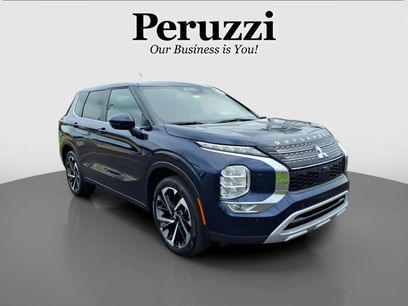 Used 2024 Mitsubishi Outlander SE