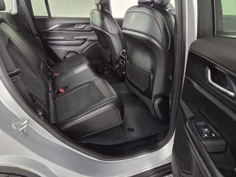 Certified 2025 Jeep Grand Cherokee Altitude image 27