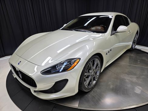 Used 2013 Maserati GranTurismo Sport image 42