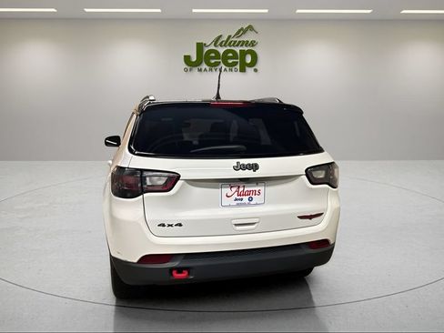 Used 2022 Jeep Compass Trailhawk w/ Trailhawk Elite Group AWD/4WD image 8