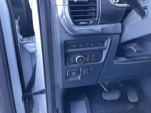 Used 2021 Ford F150 Lariat w/ Max Trailer Tow Package image 31